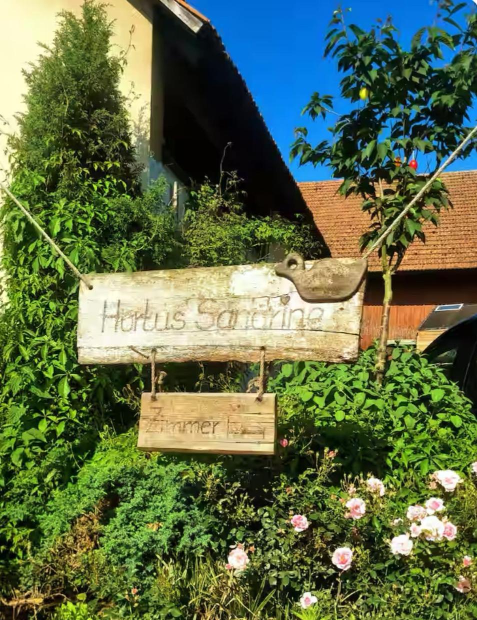 Bauernhof Privatzimmer Hortus Sandrine Gemeinschaftsbad Free Wifi Hausbreitenbach 外观 照片
